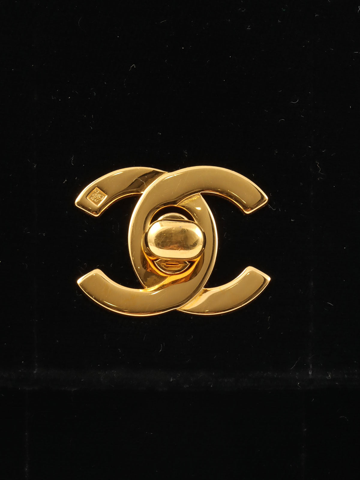 1995年頃製 ベルベットマドモアゼルステッチCCターンロックチェーンハンドバッグ ブラック