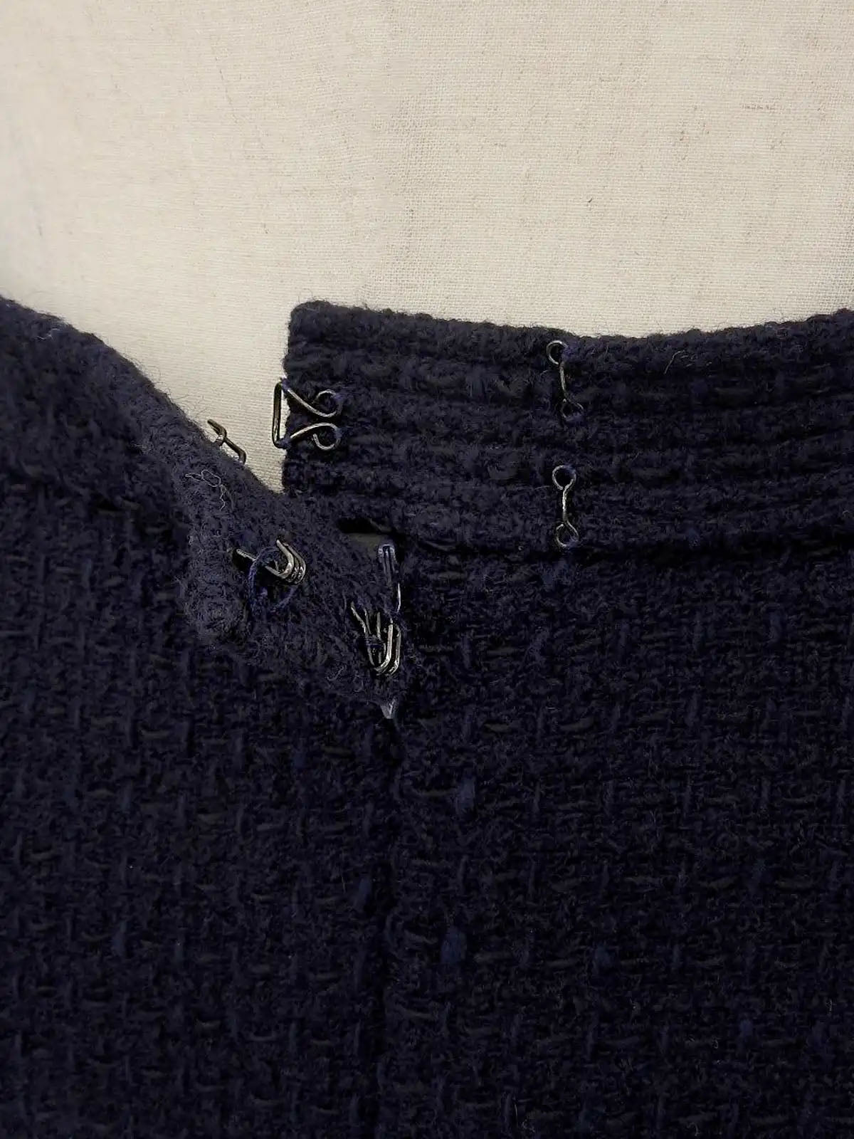 2001 wool collarless button-down set, navy