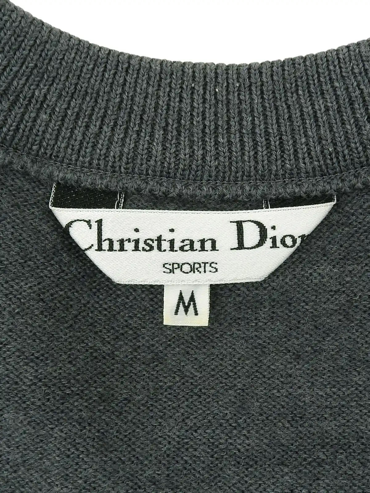 ロゴ刺繍ロングスリーブニットトップス　グレー
