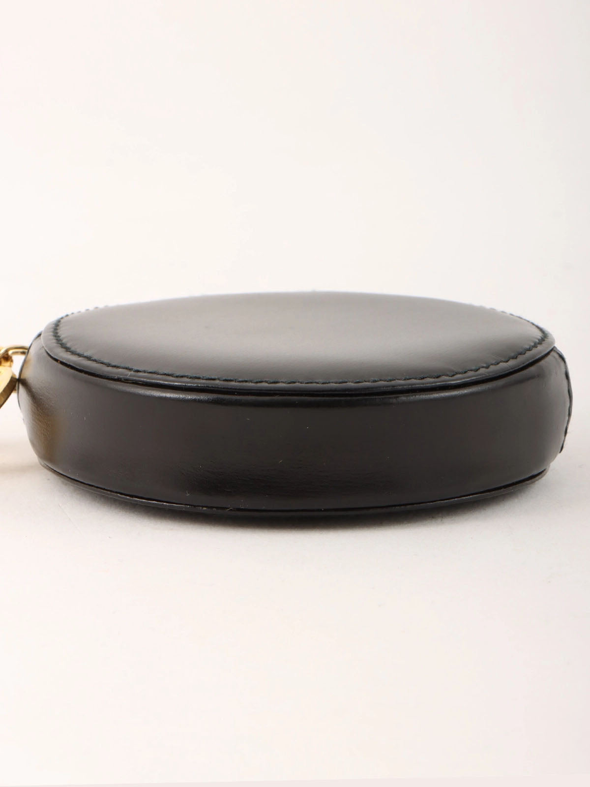 ロゴプレートラウンドコインケース ブラック