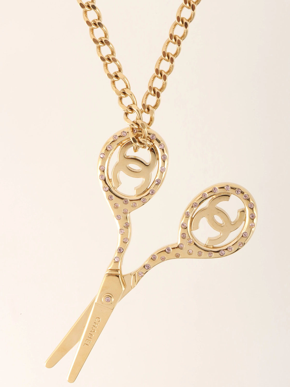 2002年製　ラインストーンシザーモチーフCCマークネックレス　ゴールド