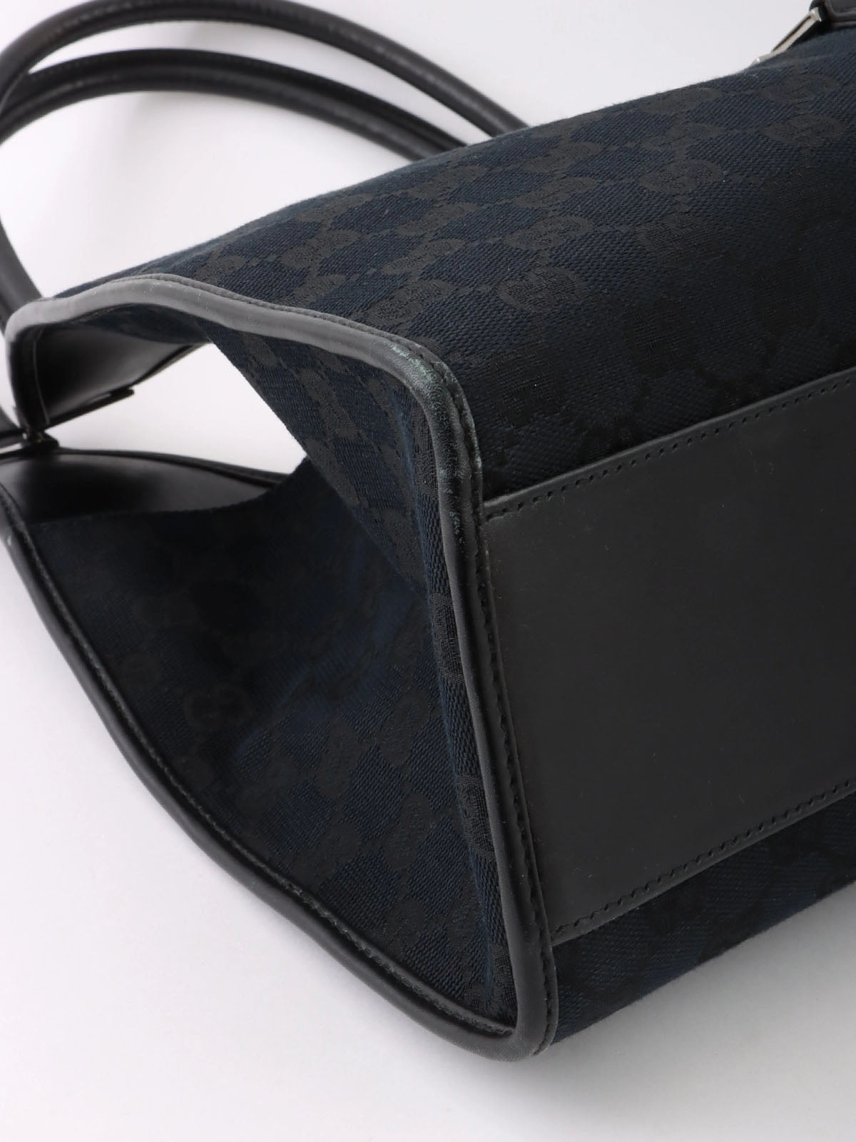 Canvas GG Pattern Jackie Shoulder Bag in Black