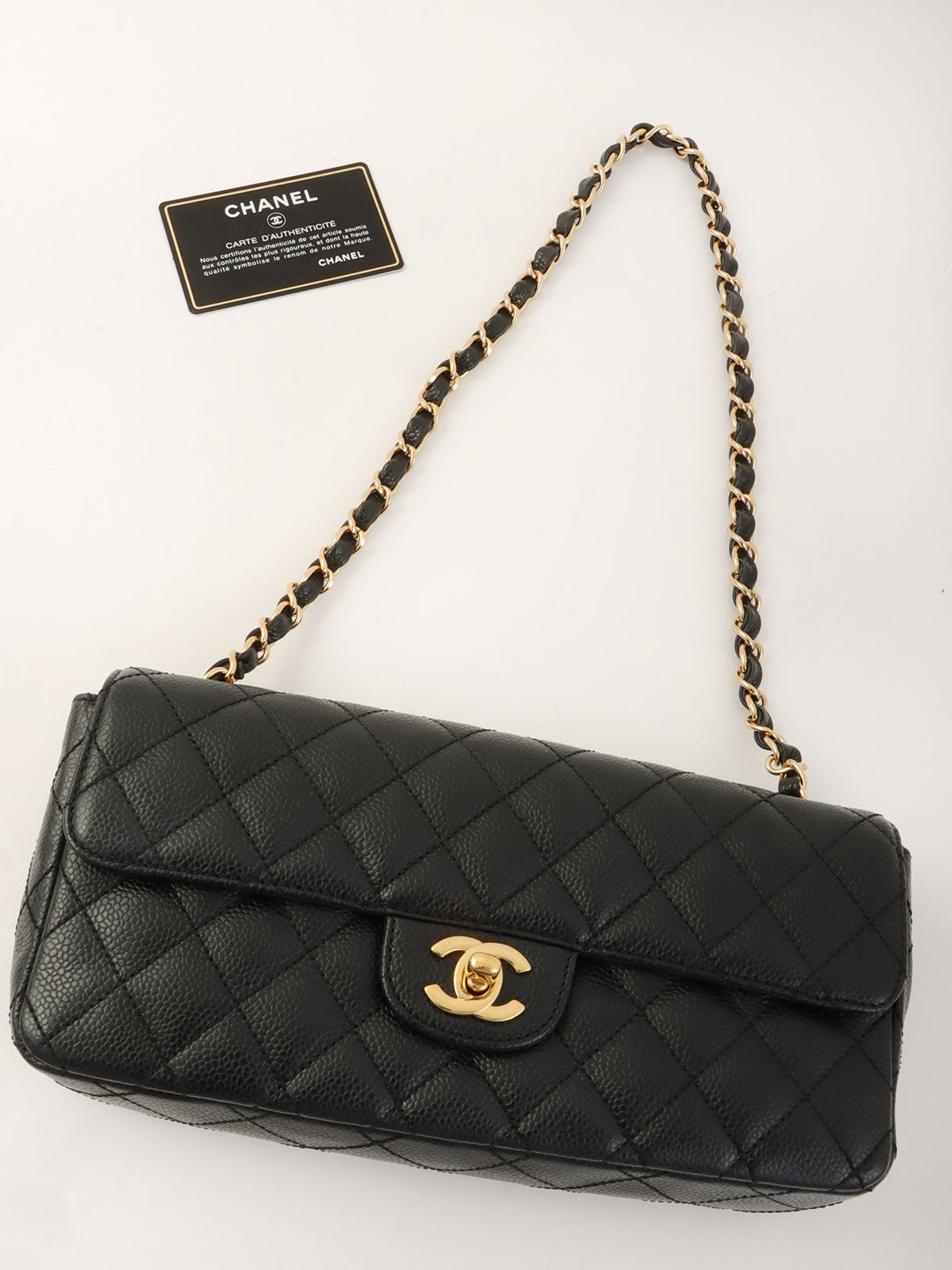 2005年頃製 キャビアスキンイーストウェストチェーンバッグ ブラック