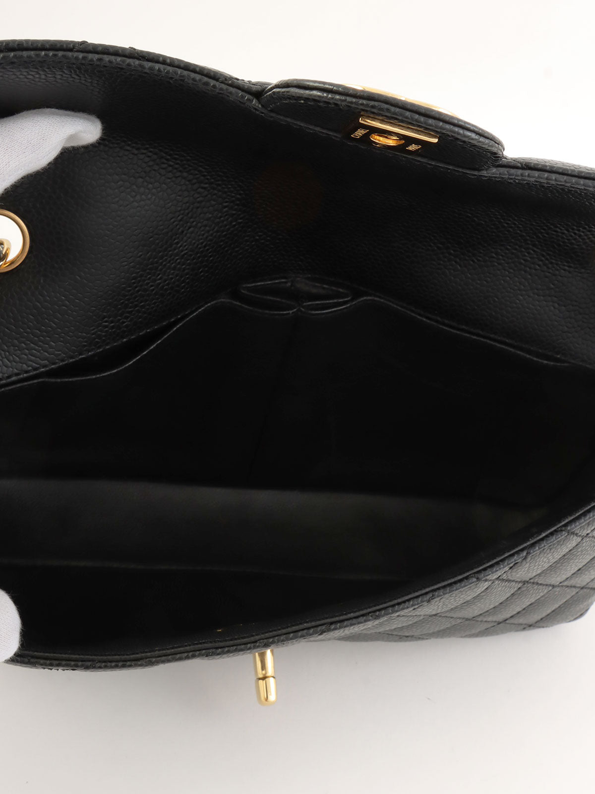 2005年頃製 キャビアスキンイーストウェストチェーンバッグ ブラック