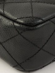 2005年頃製 キャビアスキンイーストウェストチェーンバッグ ブラック