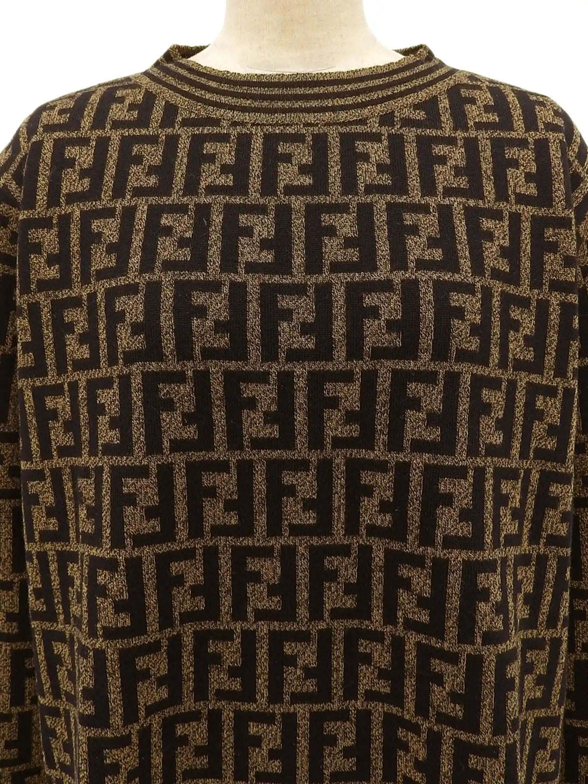 Wool FF Zucca Pattern Long Sleeve Knit Top in Brown/Black