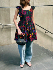 フラワーパターンノースリーブワンピース ブラック/マルチ