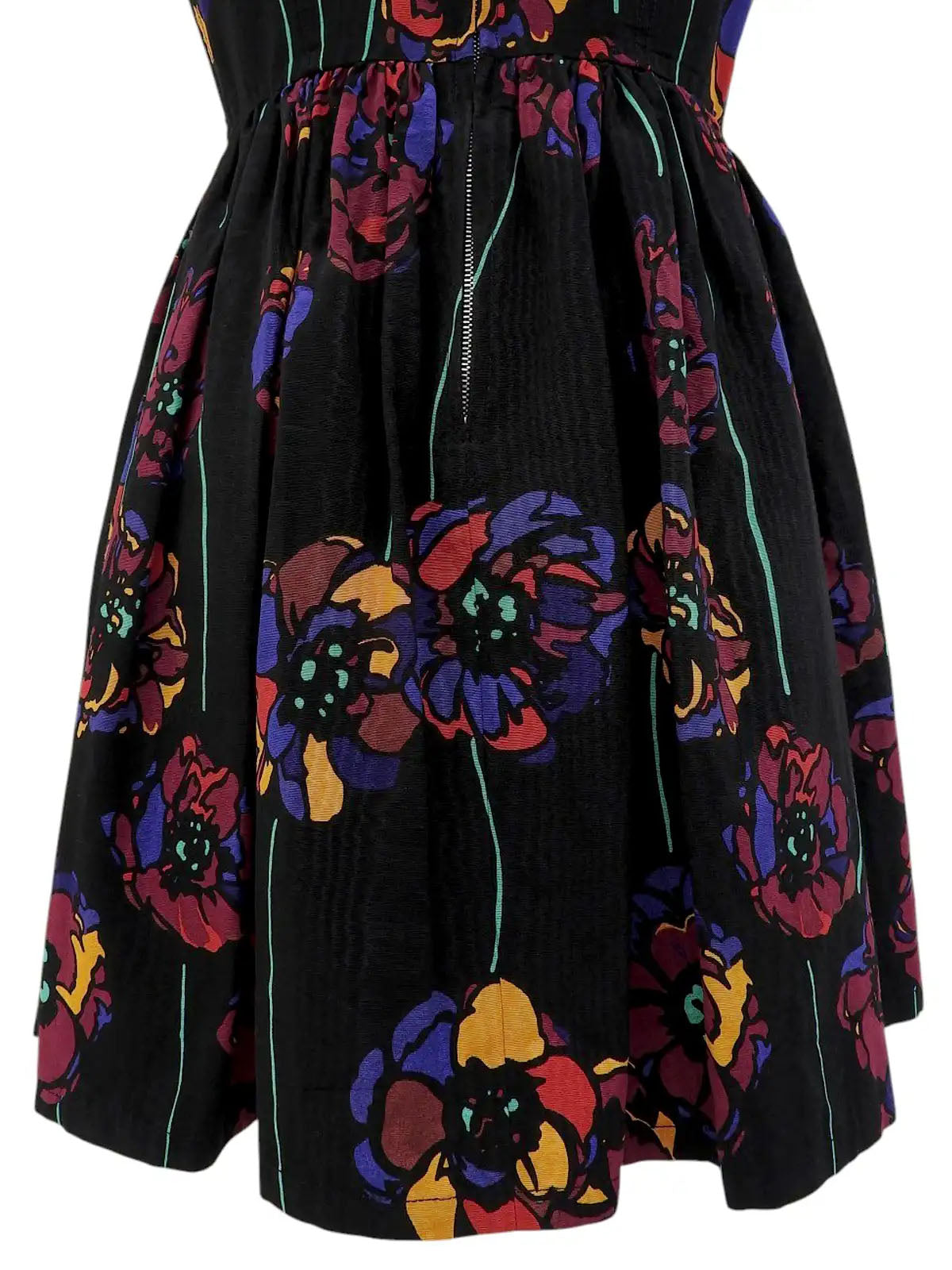 フラワーパターンノースリーブワンピース ブラック/マルチ