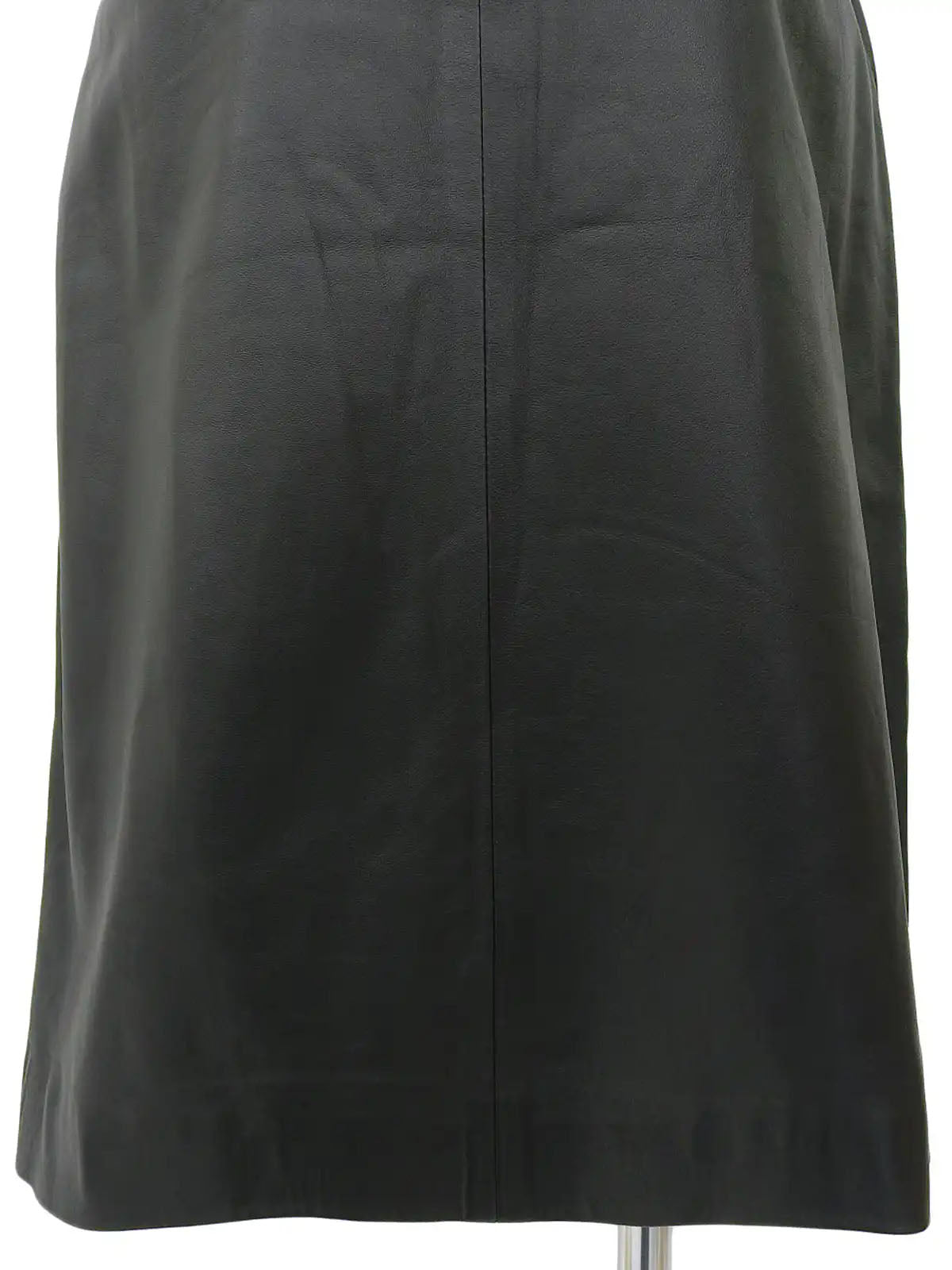 Leather Leaf Embroidered Tight Skirt in Black