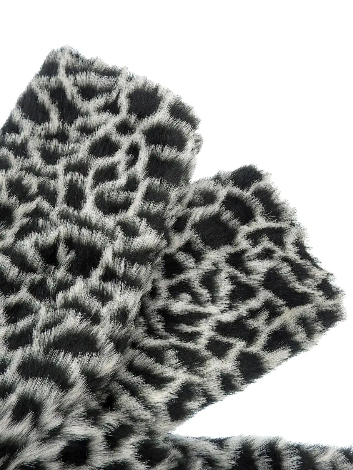 Leopard pattern faux fur coat in white/black