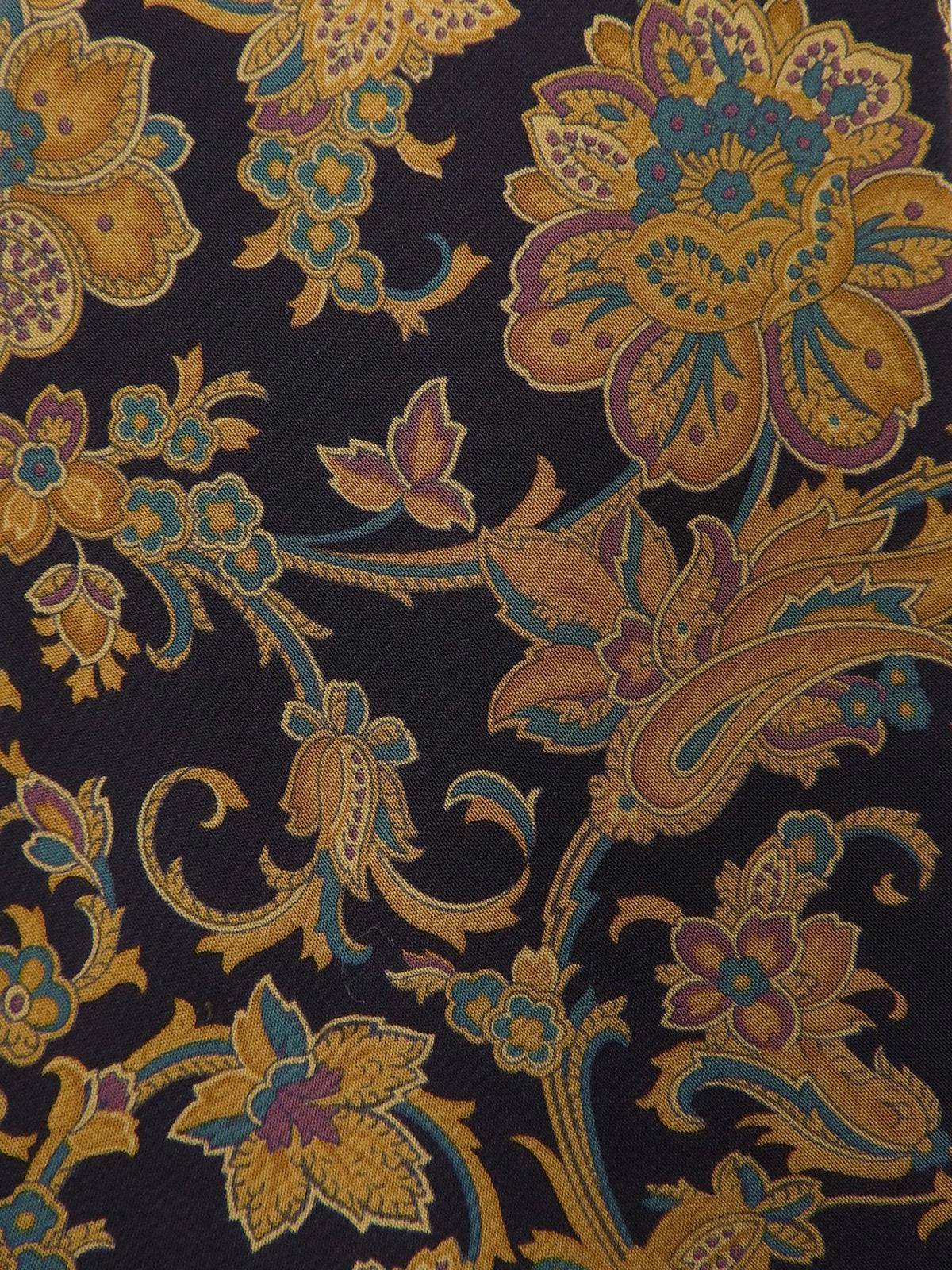 Flower Pattern Tie Navy/Multi