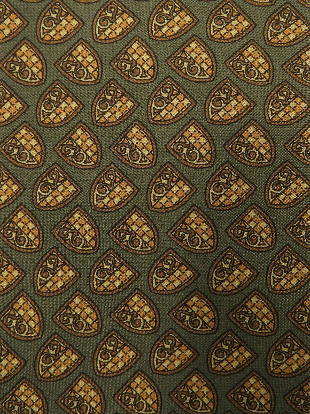 Emblem Pattern Tie Khaki/Multi