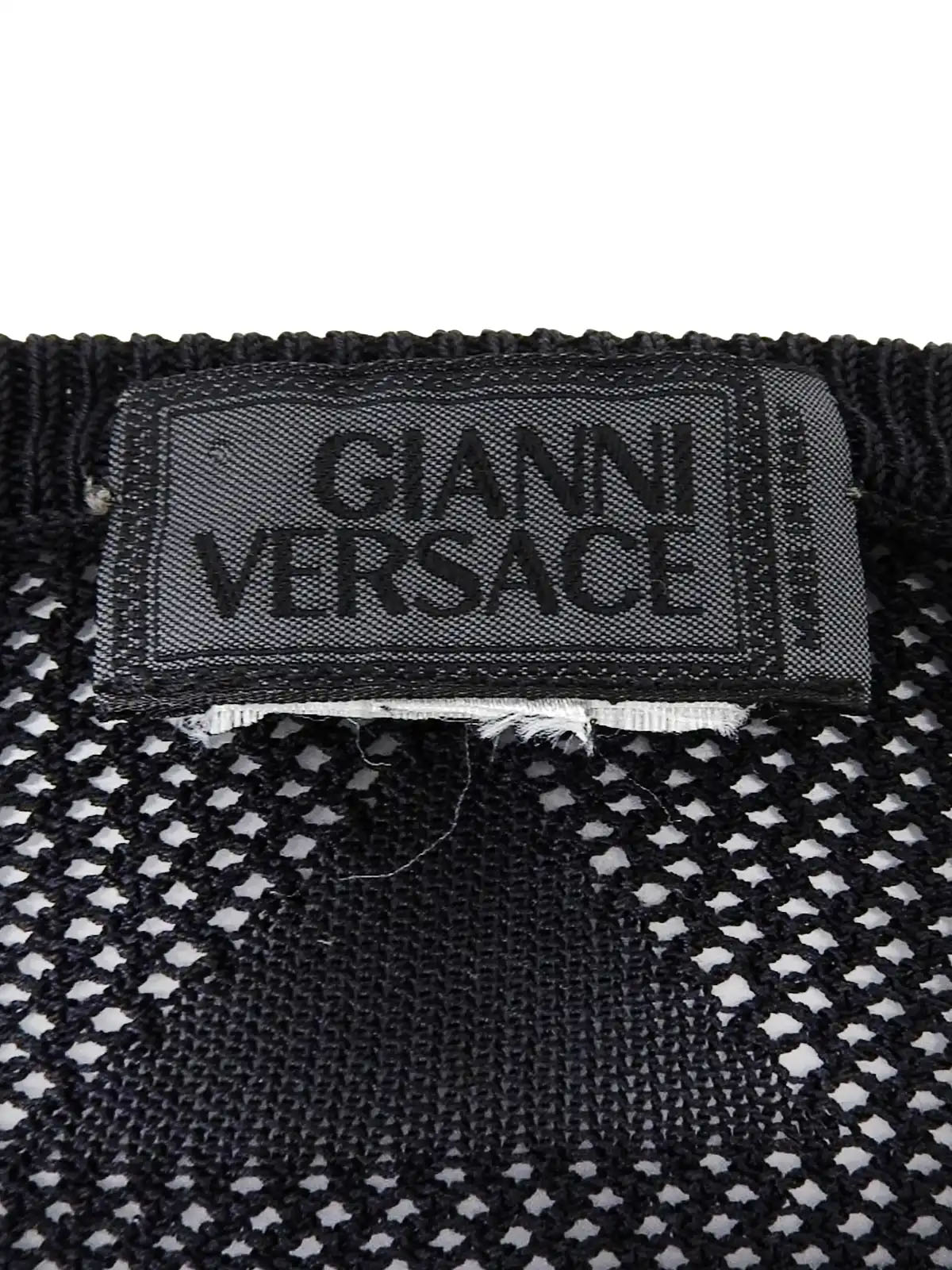 Mesh Triangle Pattern Top in Black