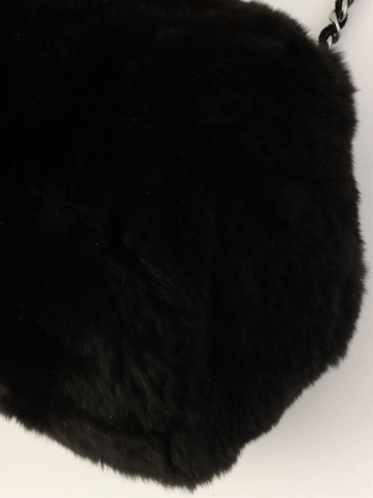 2004 Fur Clasp Chain Shoulder Bag Black