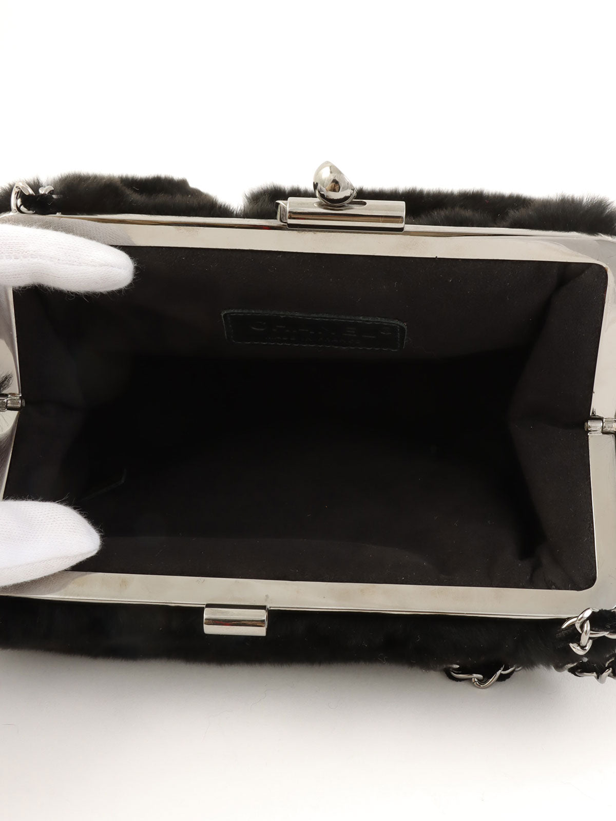 2004 Fur Clasp Chain Shoulder Bag Black