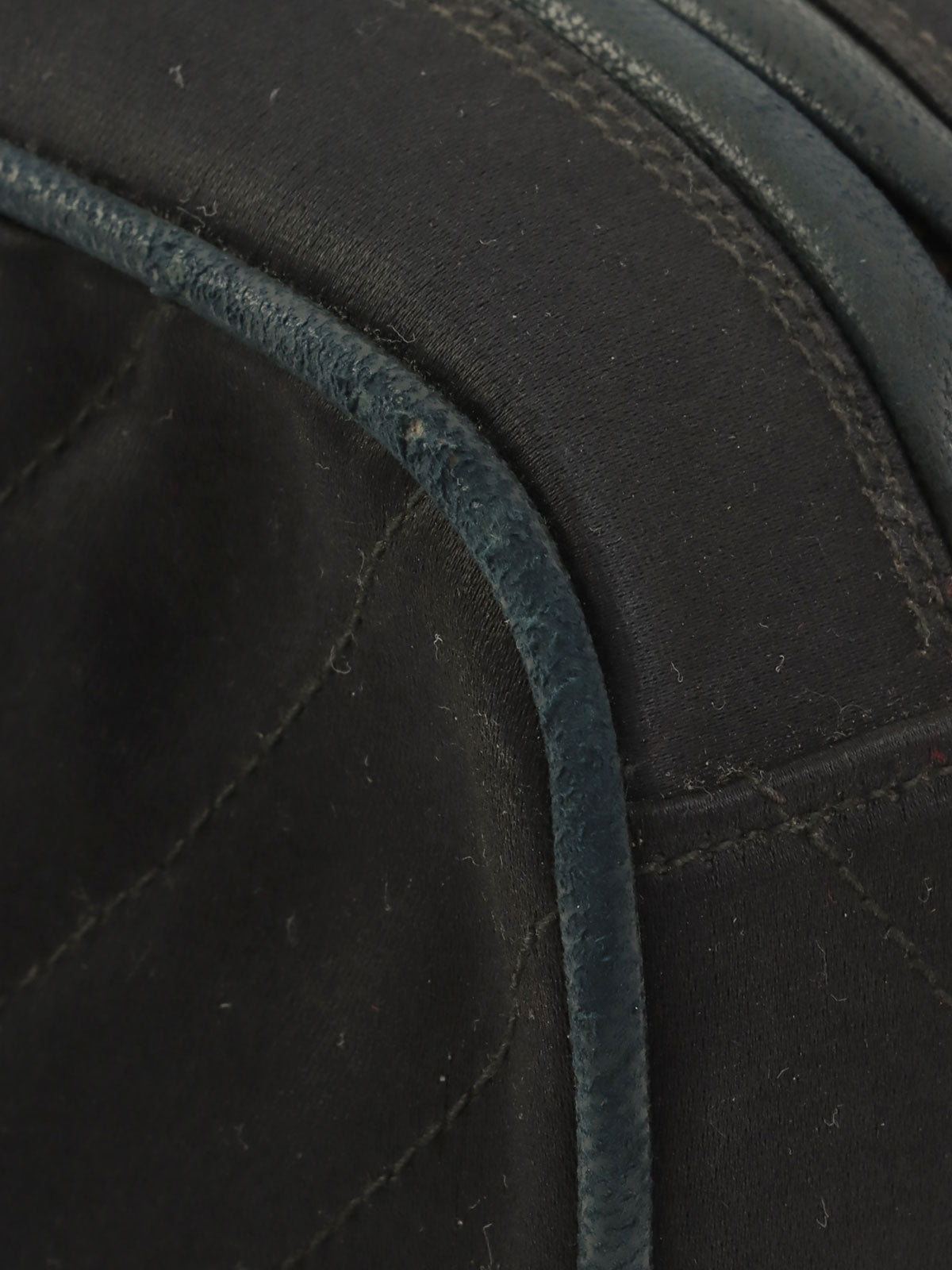 1992年製 サテンCCターンロックフリンジチェーンショルダーバッグ ブラック