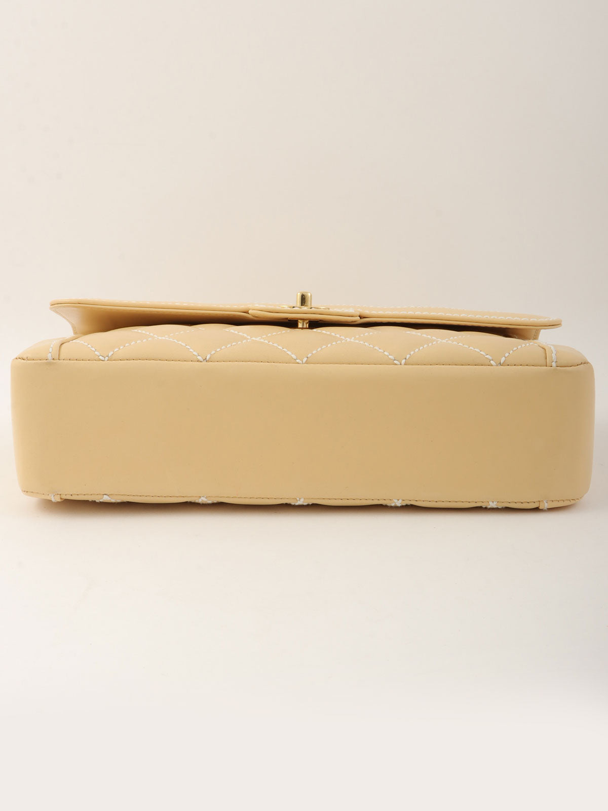 2004年頃製 クラシックフラップハンドバッグ イエロー