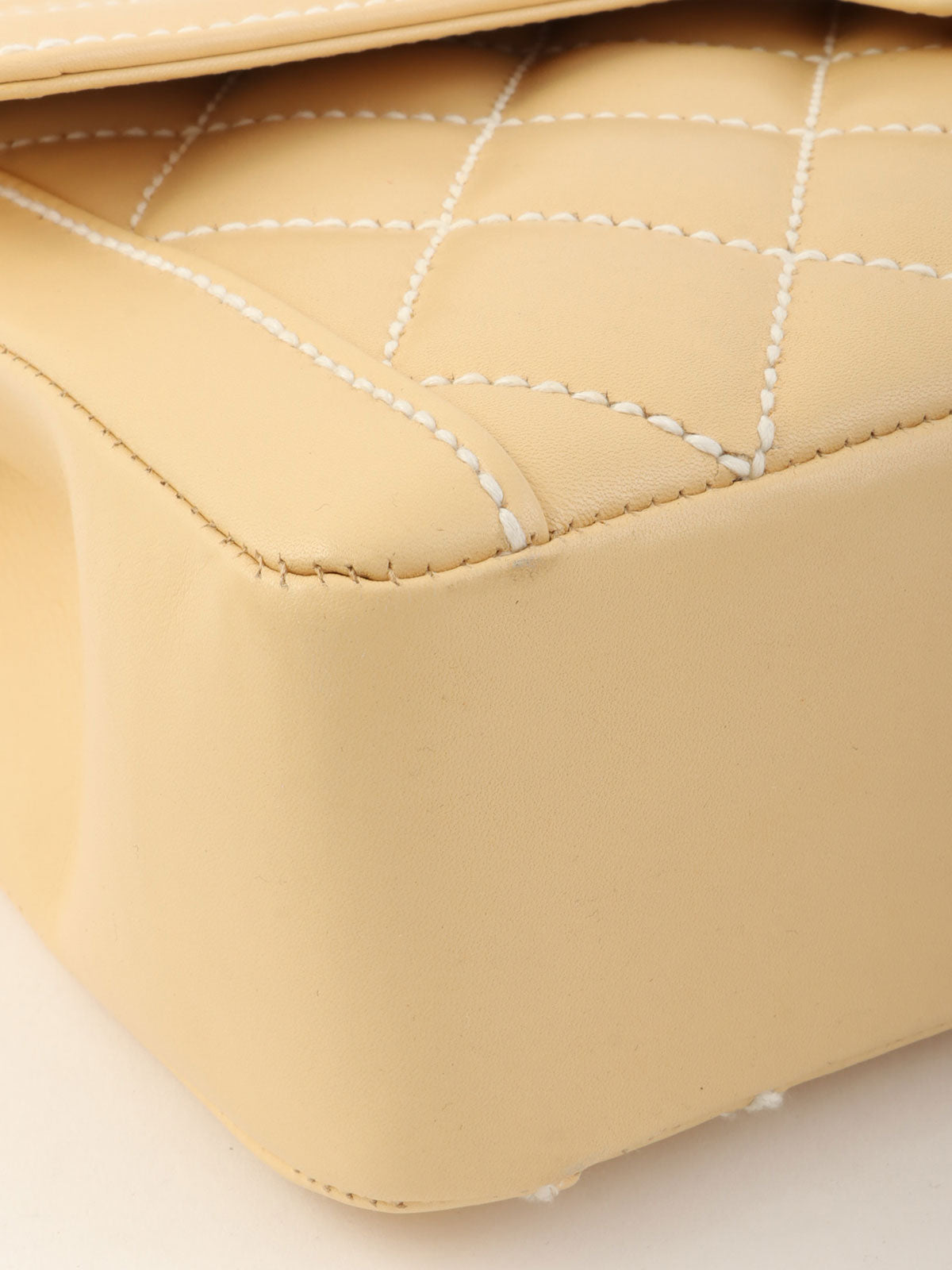 2004年頃製 クラシックフラップハンドバッグ イエロー