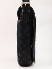 2002 Comte de Feu Musette Black