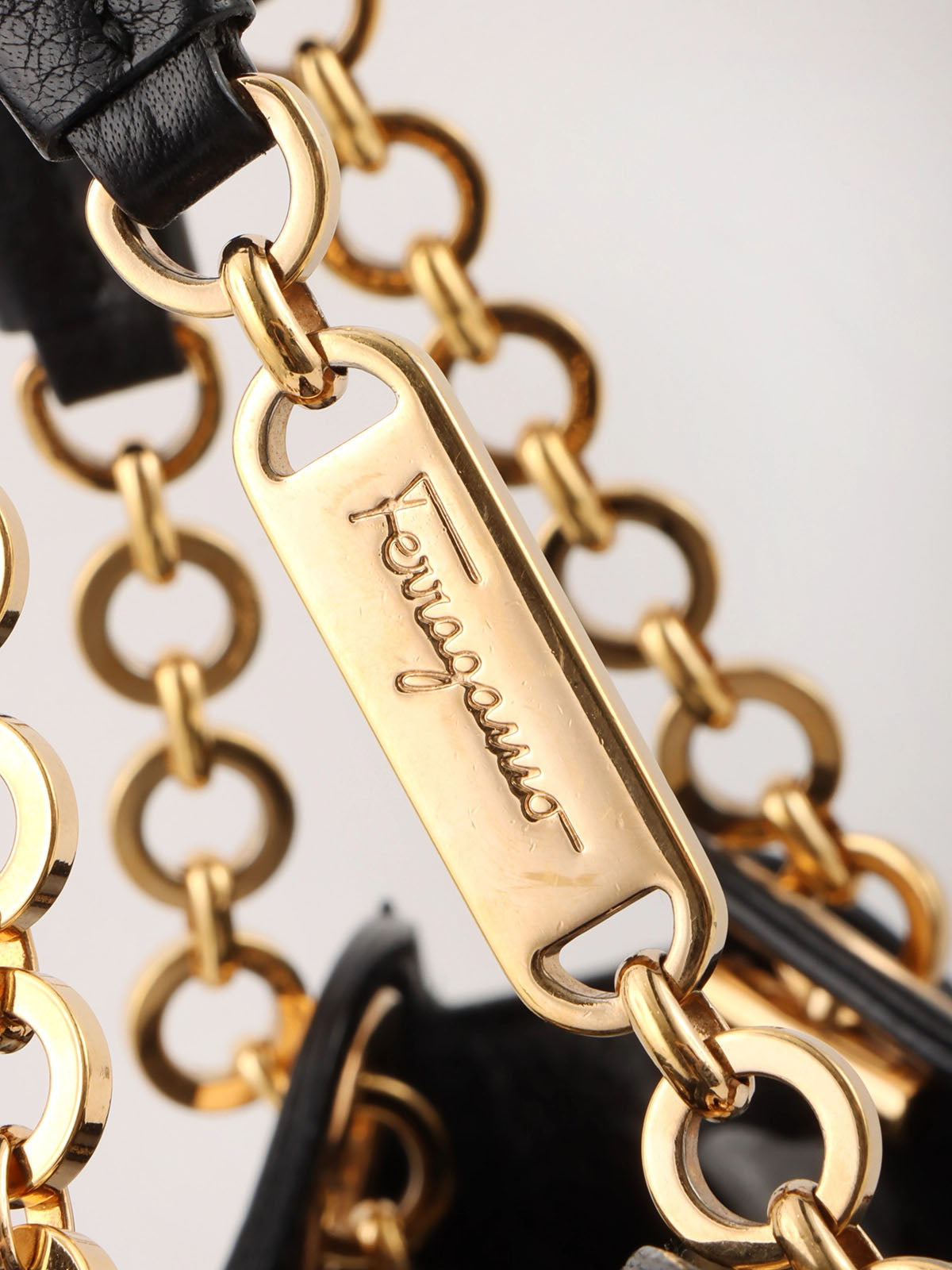 Gancini Plate Chain Shoulder Bag in Black