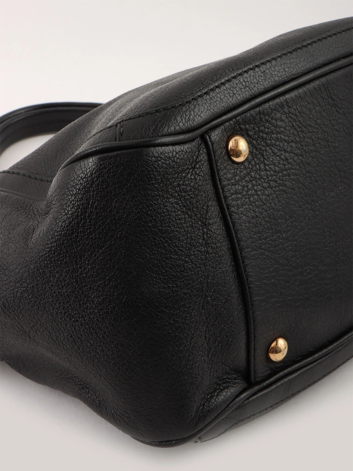 Gancini Plate Chain Shoulder Bag in Black