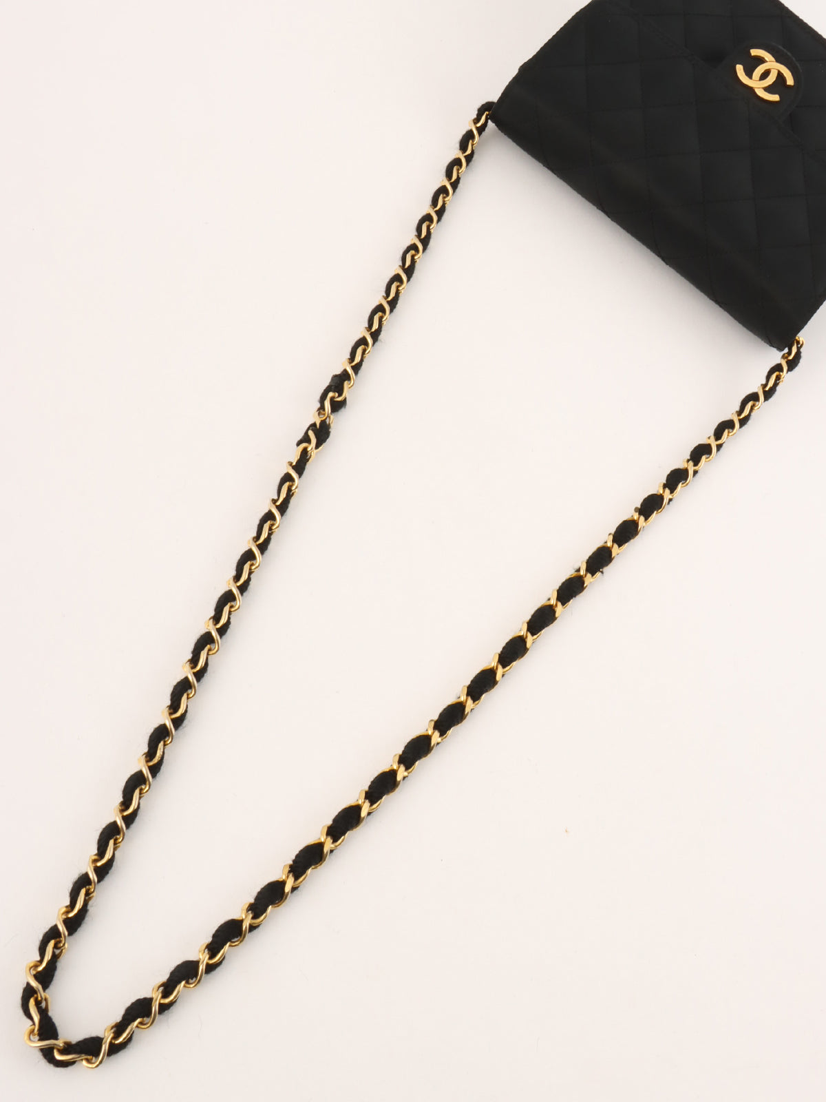 1985～1990年頃製 シルクサテンCCマークプレートチェーンバッグ ブラック