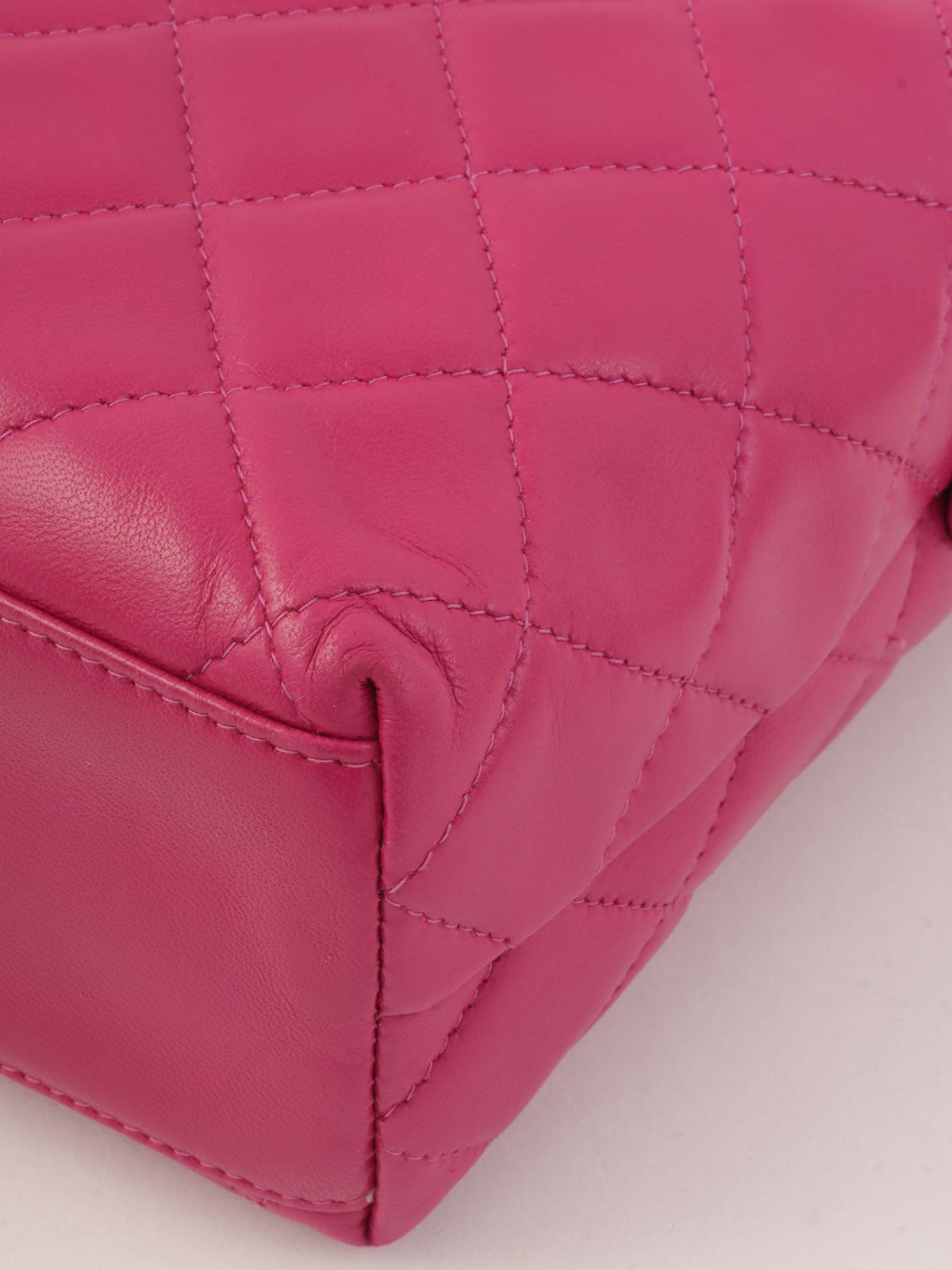 1992 Matelasse Stitch CC Turnlock Shoulder Bag in Fuchsia Pink