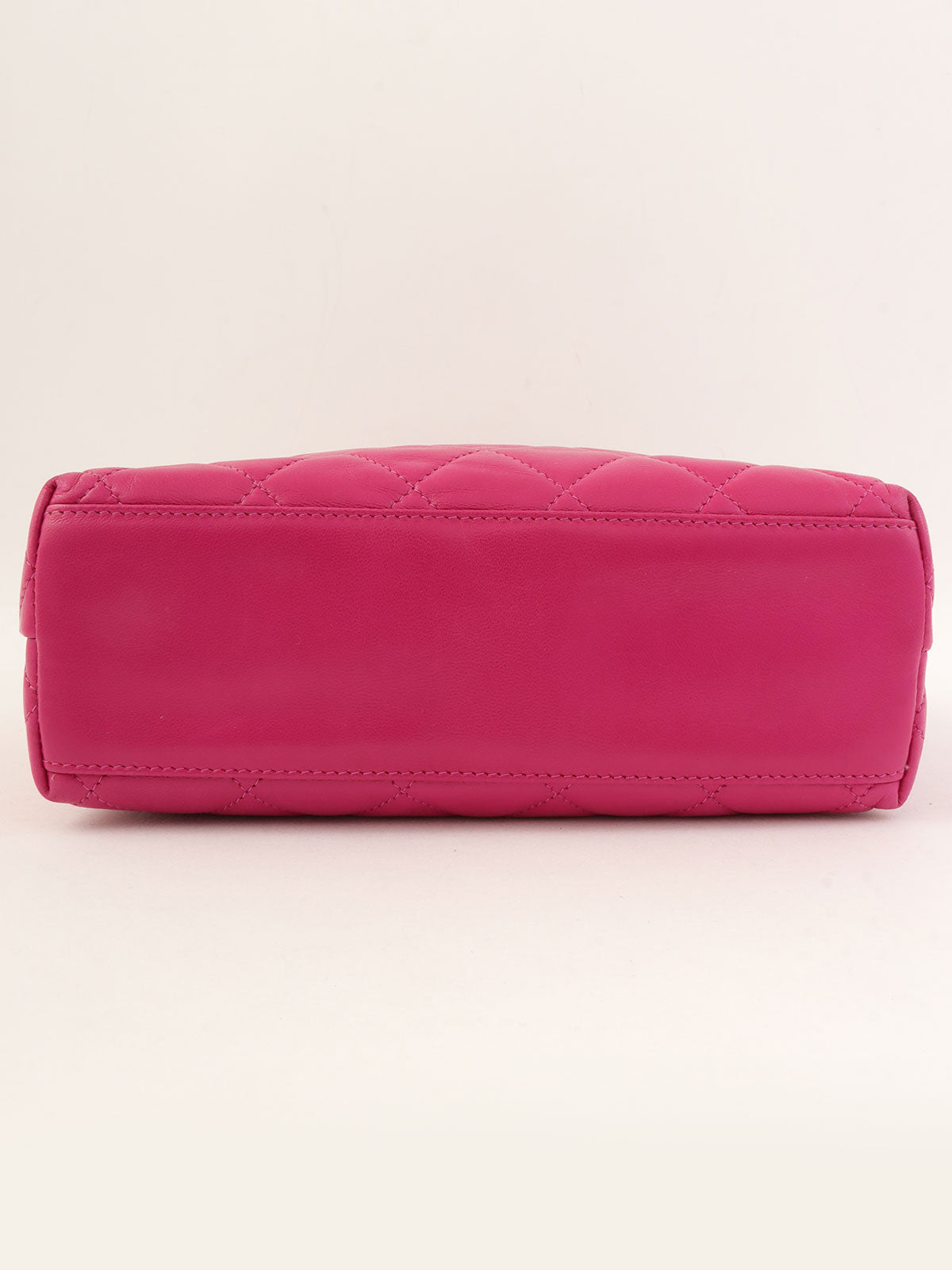 1992 Matelasse Stitch CC Turnlock Shoulder Bag in Fuchsia Pink
