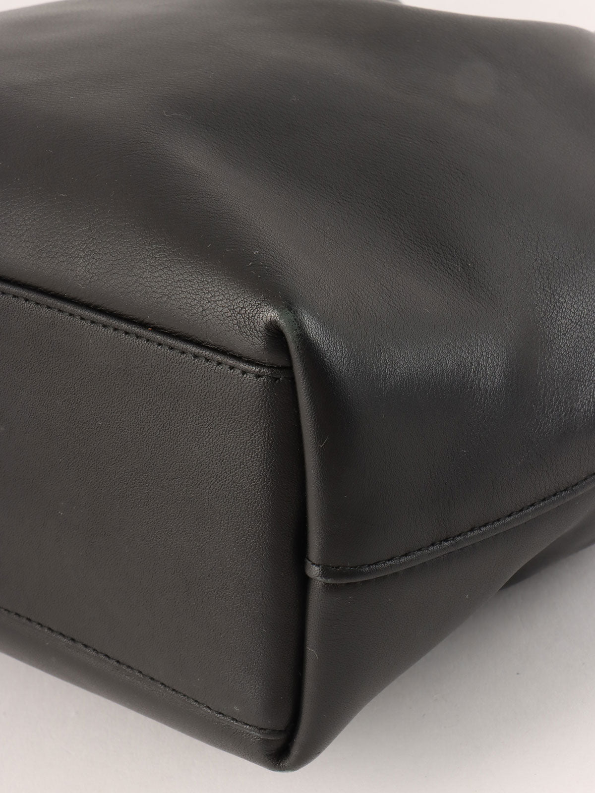 Maris Pearl Logo Plate Top Handle Bag Black