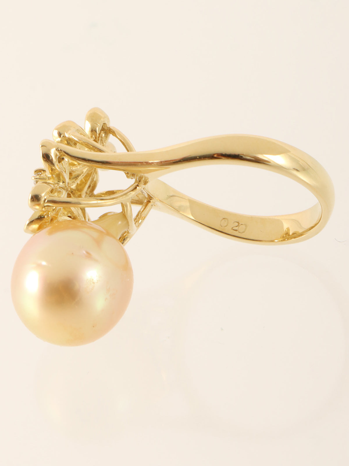 18Kダイヤモンドパールフラワーモチーフリング ゴールド