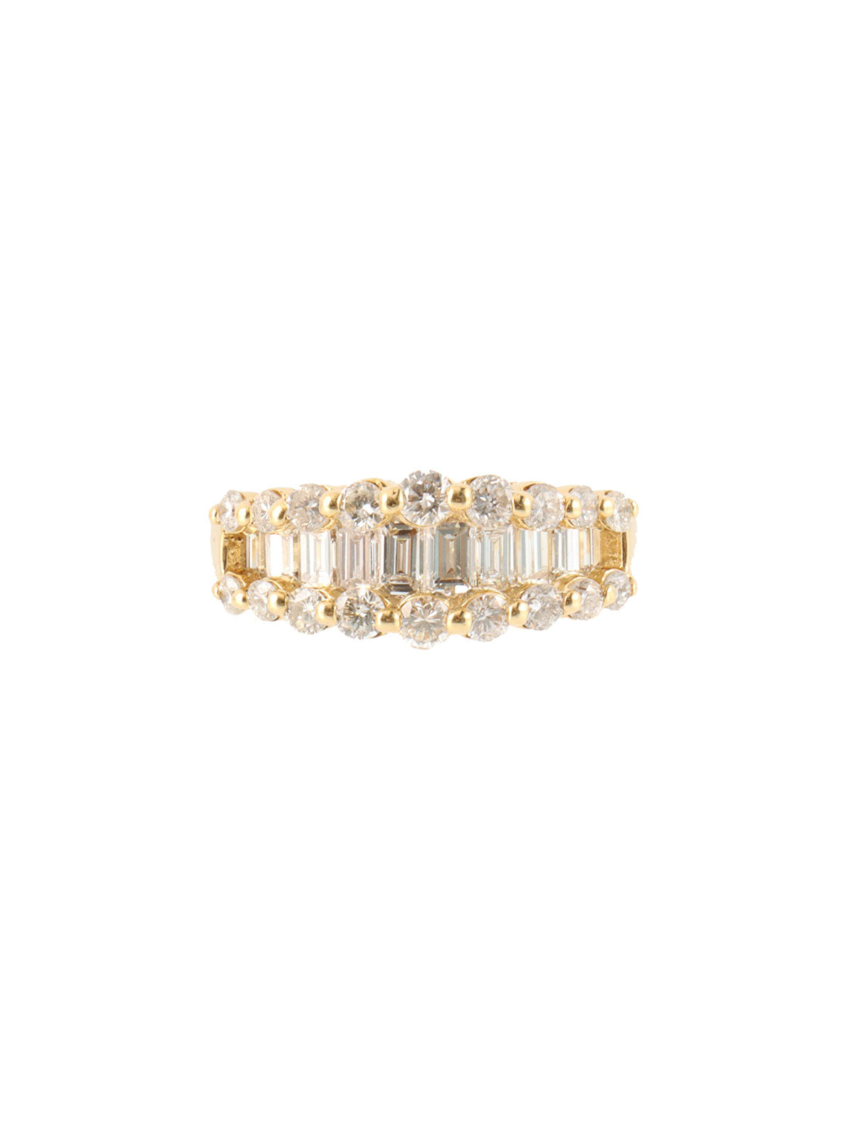 18K Gold Diamond Design Ring