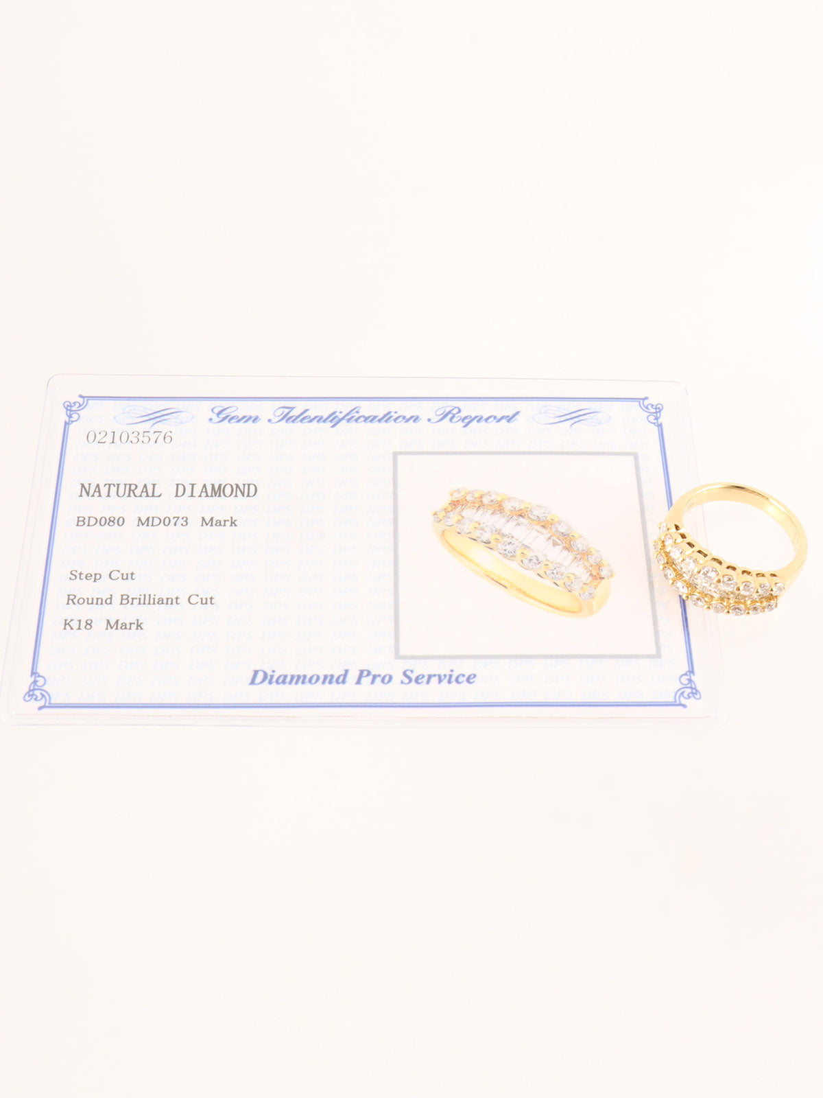 18K Gold Diamond Design Ring