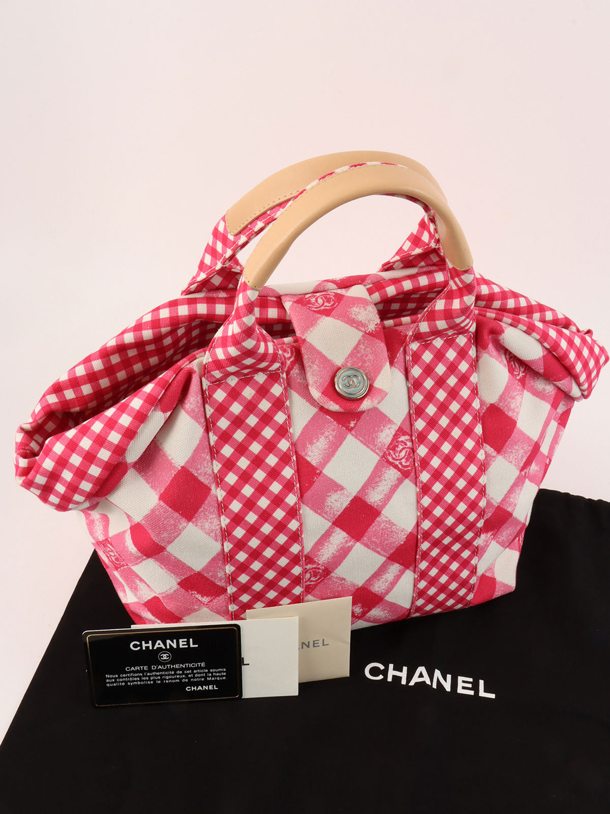 2010 Canvas Gingham Check Circle CC Mark Handbag in Pink/White