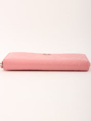 2011年頃製 カメリアエンボスCCマークプレートロングウォレット ピンク