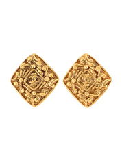 Diamond motif CC mark earrings gold