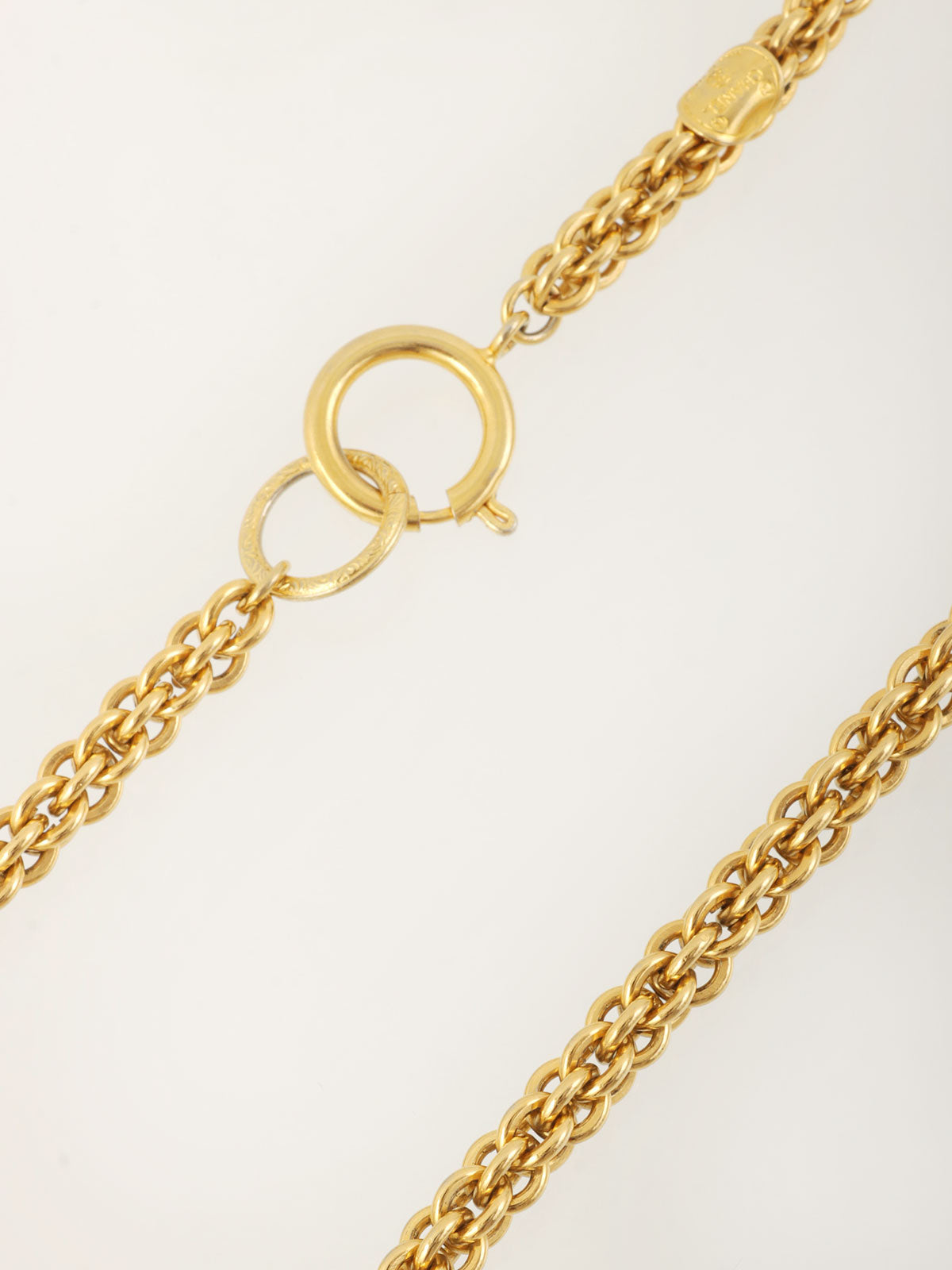 デザインモチーフチェーンロングネックレス ゴールド