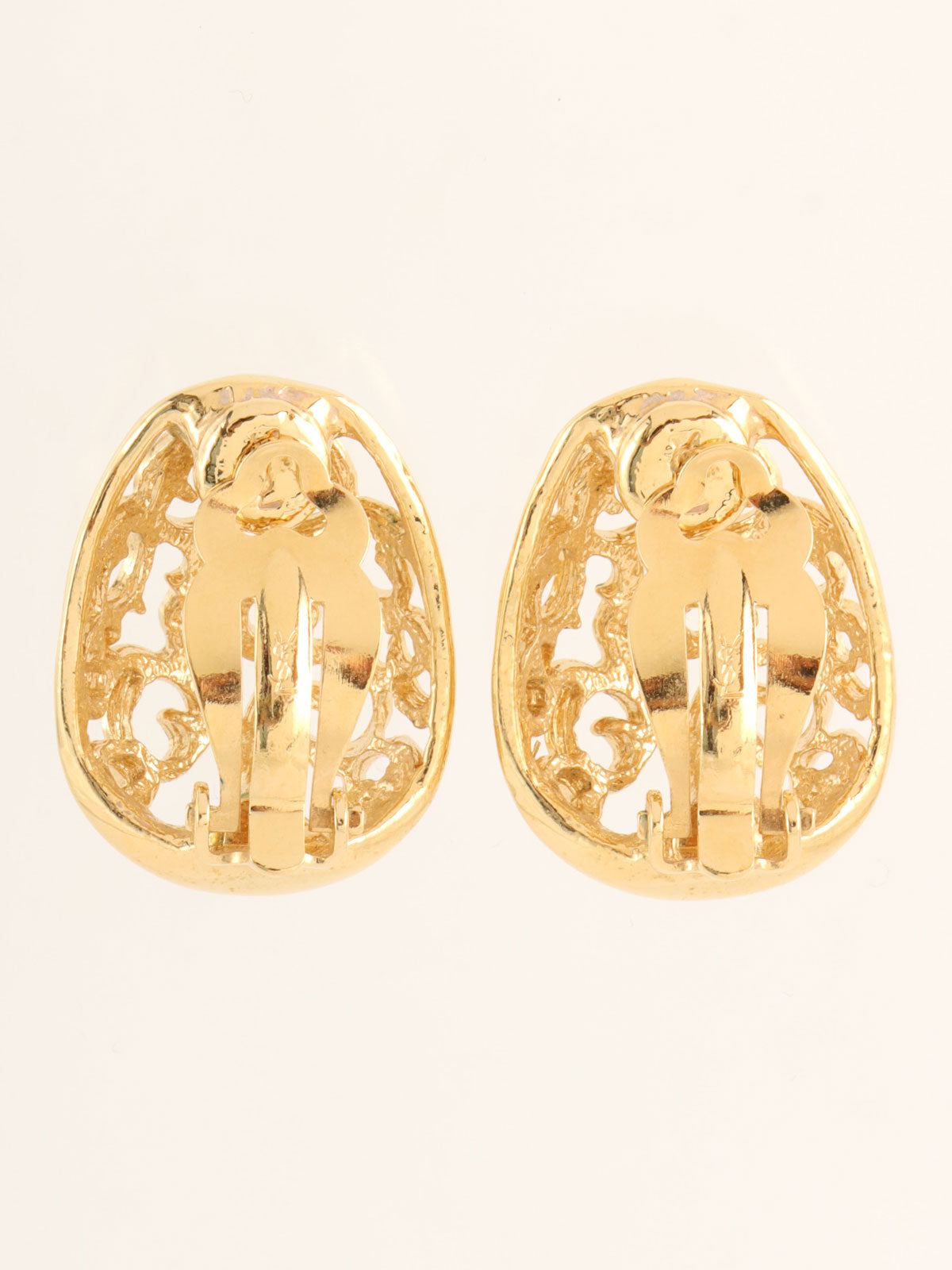 Design Cutout Earrings Gold