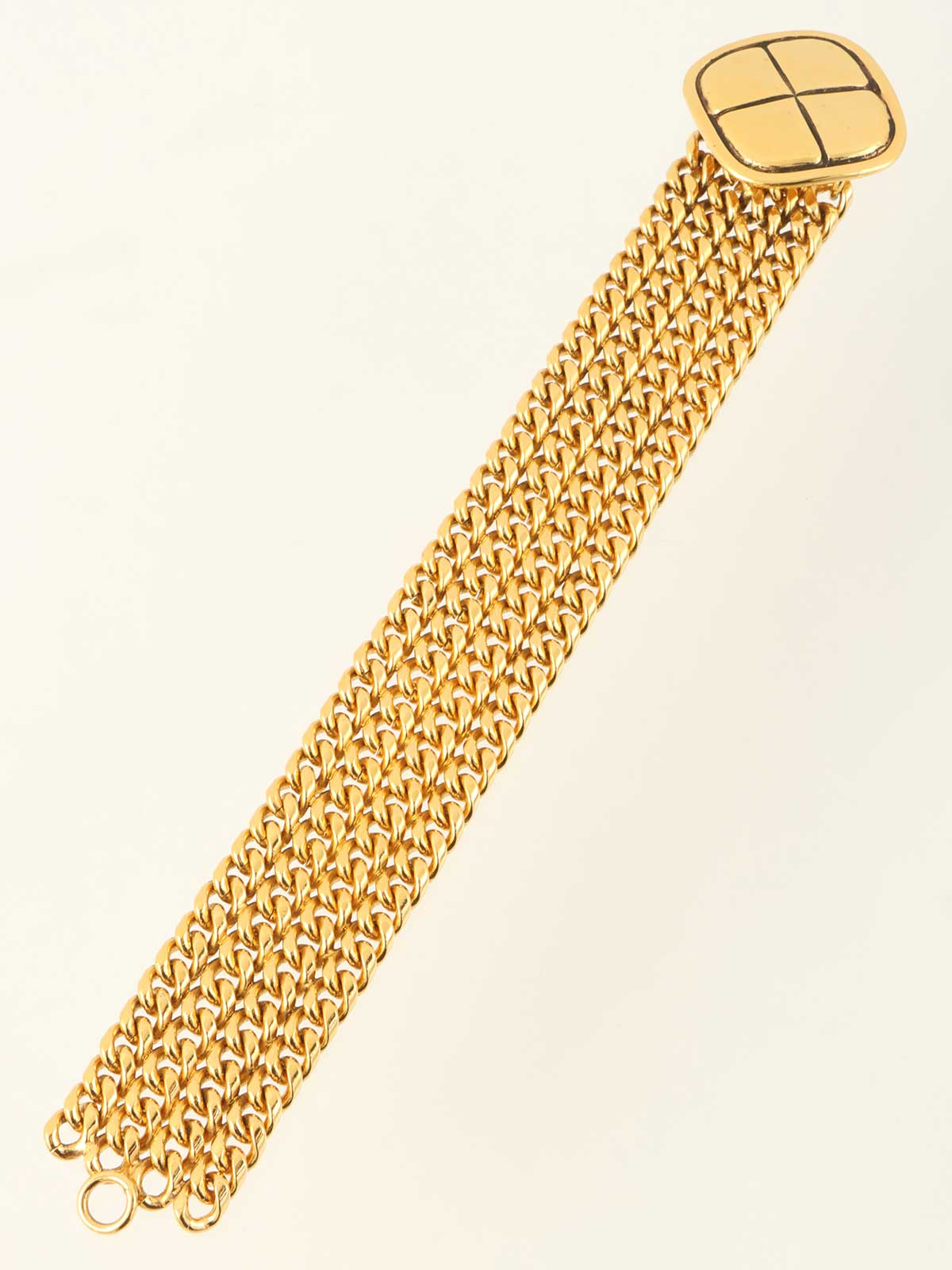 ダイヤモチーフ4連チェーンブレスレット　ゴールド