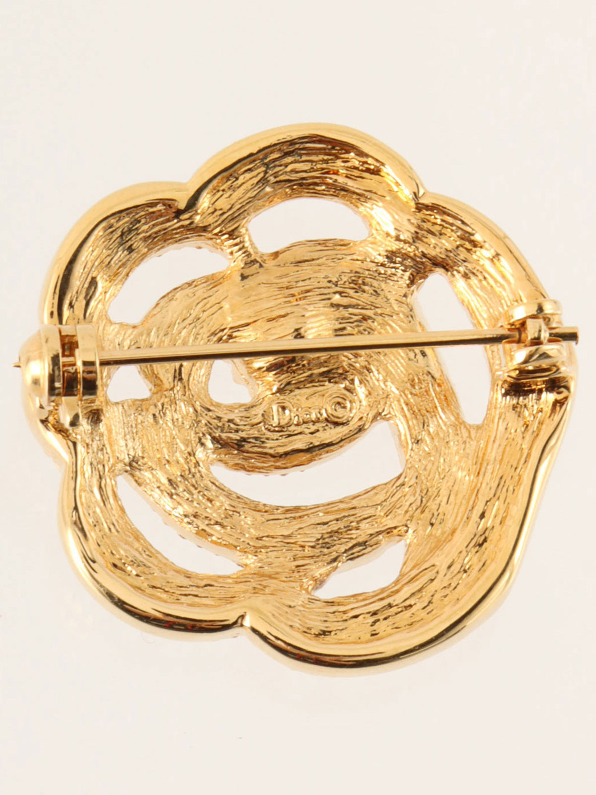 ラインストーンフラワーモチーフブローチ　ゴールド