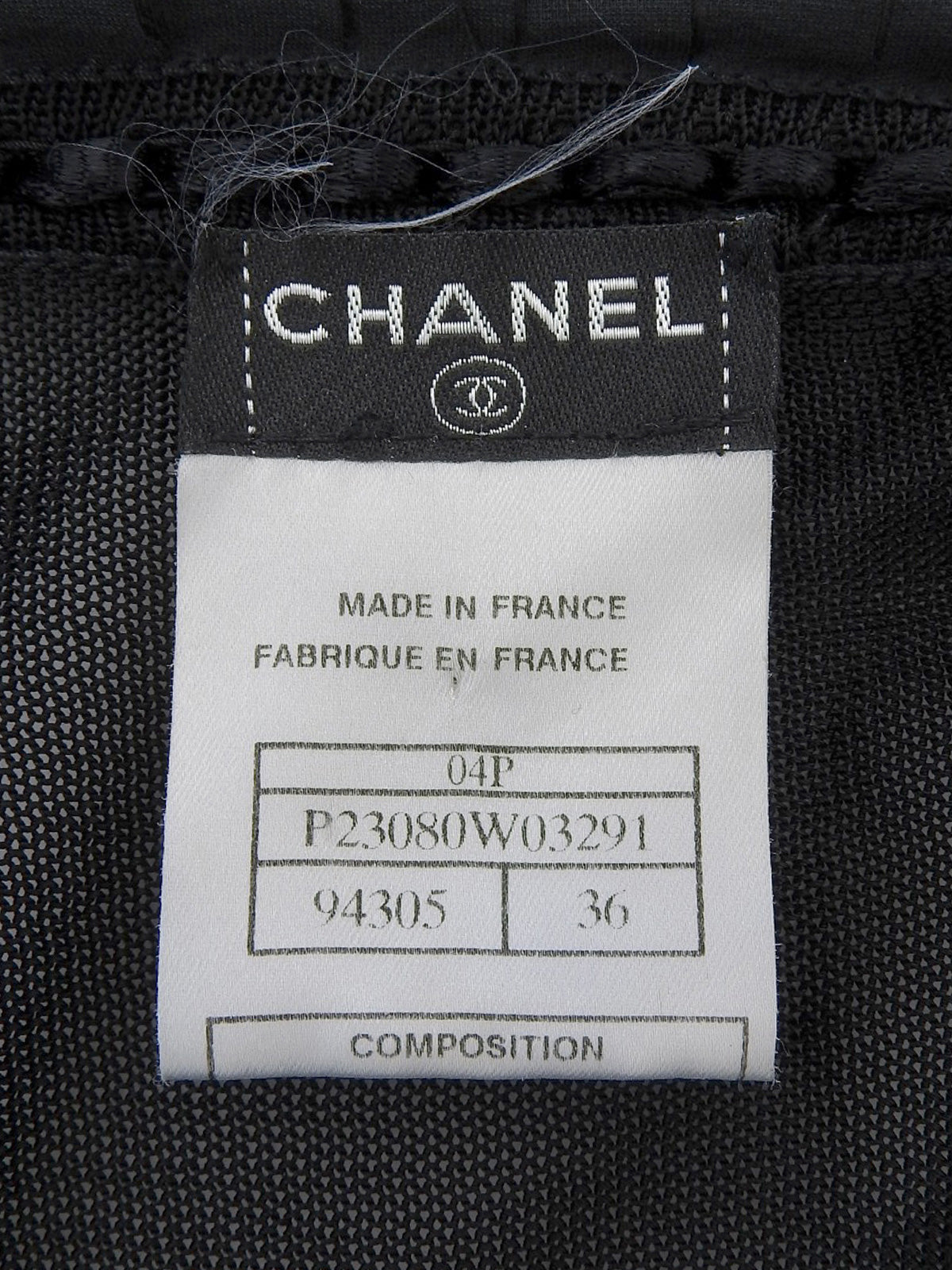 2004 方形 CC 标志牌荷叶边透视开衫（黑色）