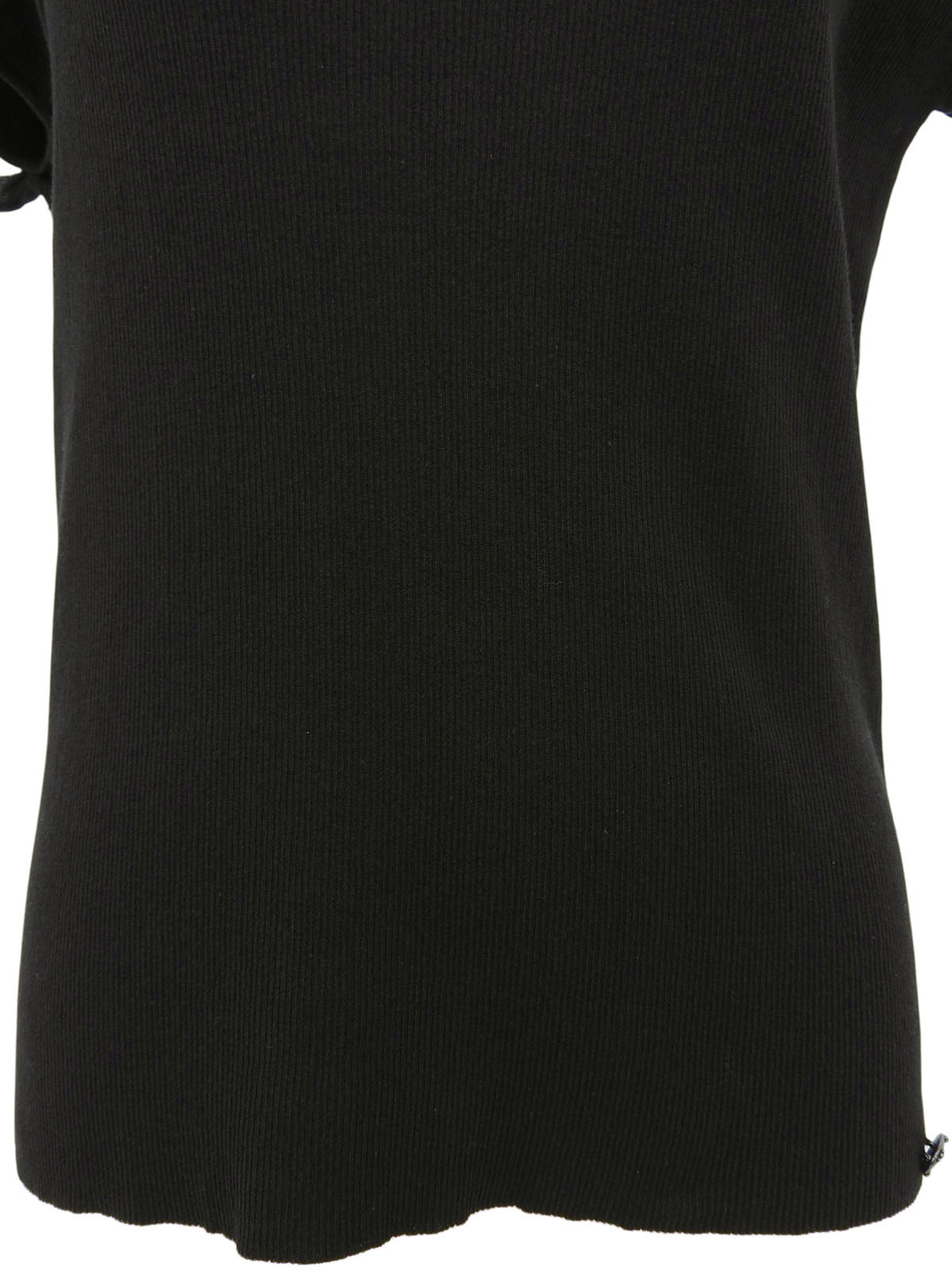 2009 Oval CC Mark Plate Ribbon Design Short Sleeve Top in Black