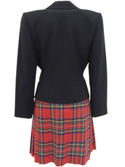 羊毛格纹图案套装，红色、黑色和绿色