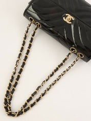 2003 Patent CC Turn Lock Chain Bag, Black