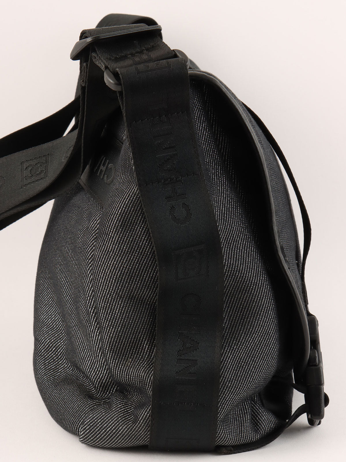 2005年左右制造 Sport Line双C标志标志肩背包 灰色