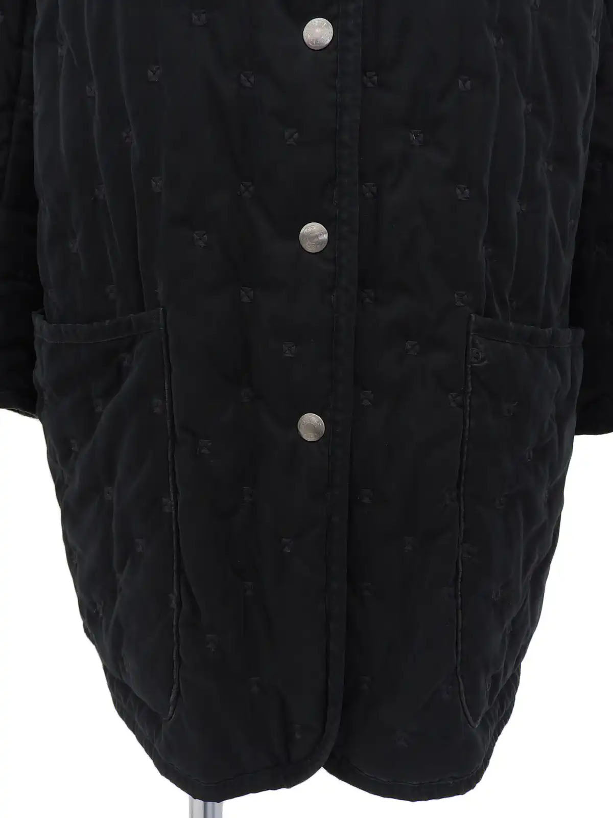 Serie Button Quilted Coat in Black