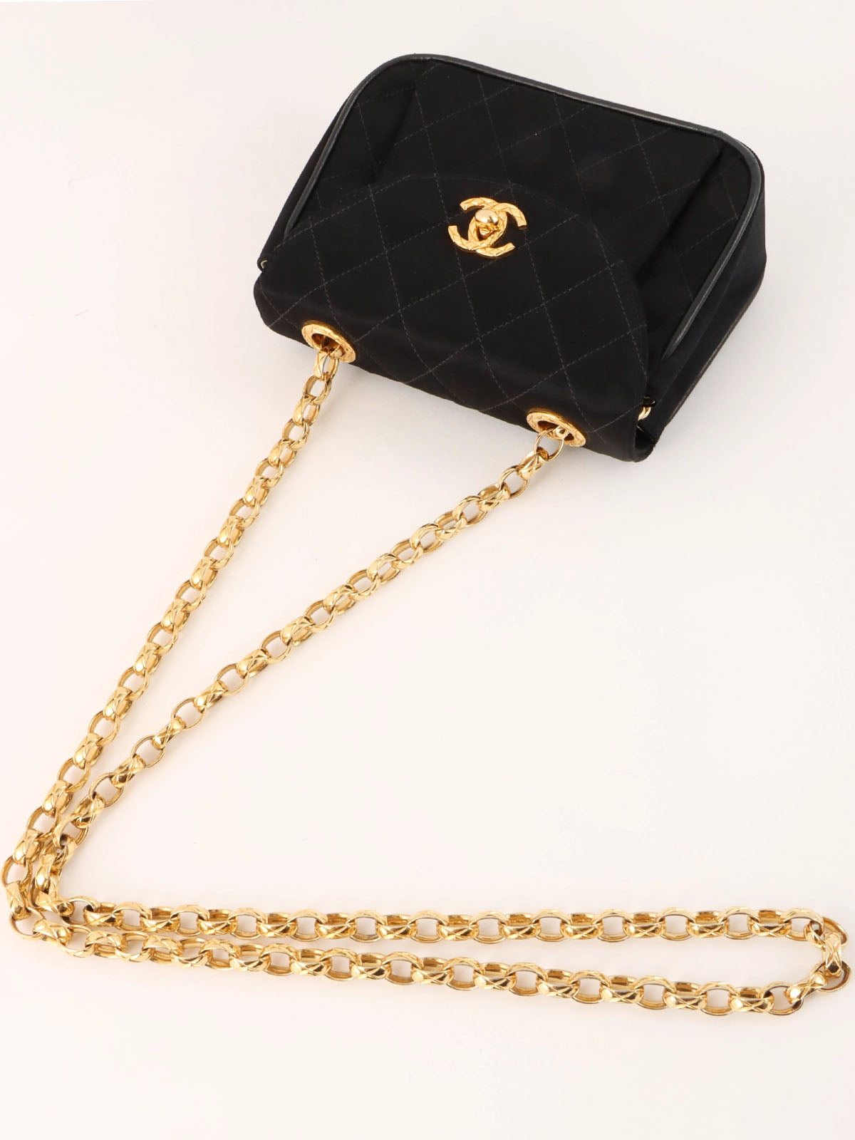 1992年頃製　シルクサテンCCターンロックビジューチェーンバッグミニ　ブラック