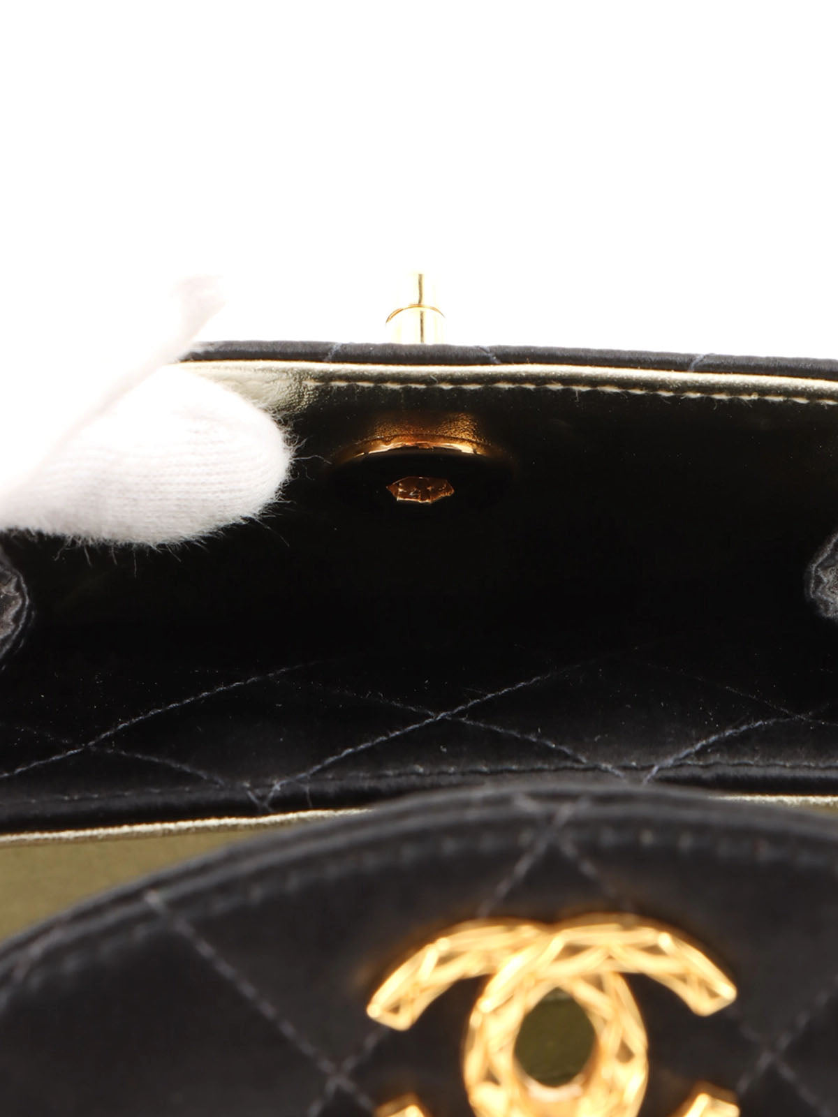 1992年頃製 シルクサテンCCターンロックビジューチェーンバッグミニ ブラック