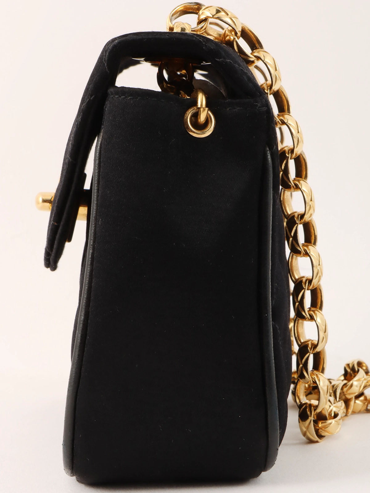 1992年頃製 シルクサテンCCターンロックビジューチェーンバッグミニ ブラック