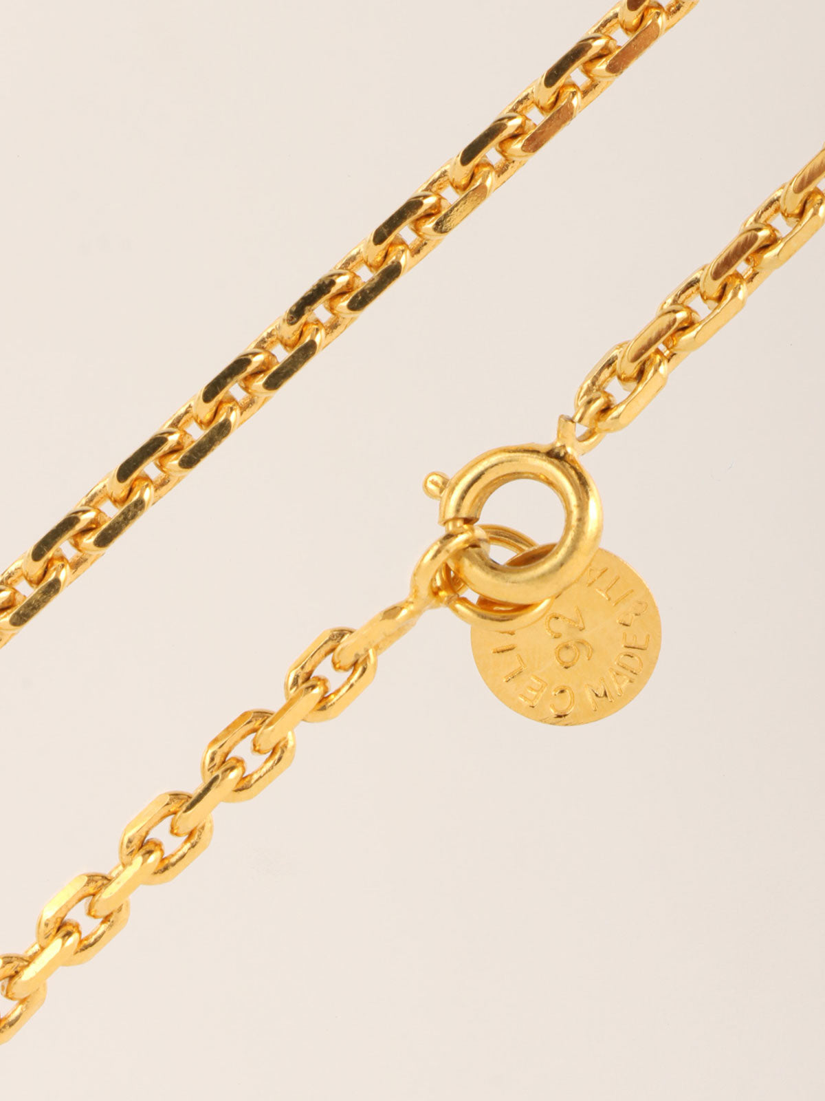 アルクドゥトリオンフモチーフネックレス ゴールド