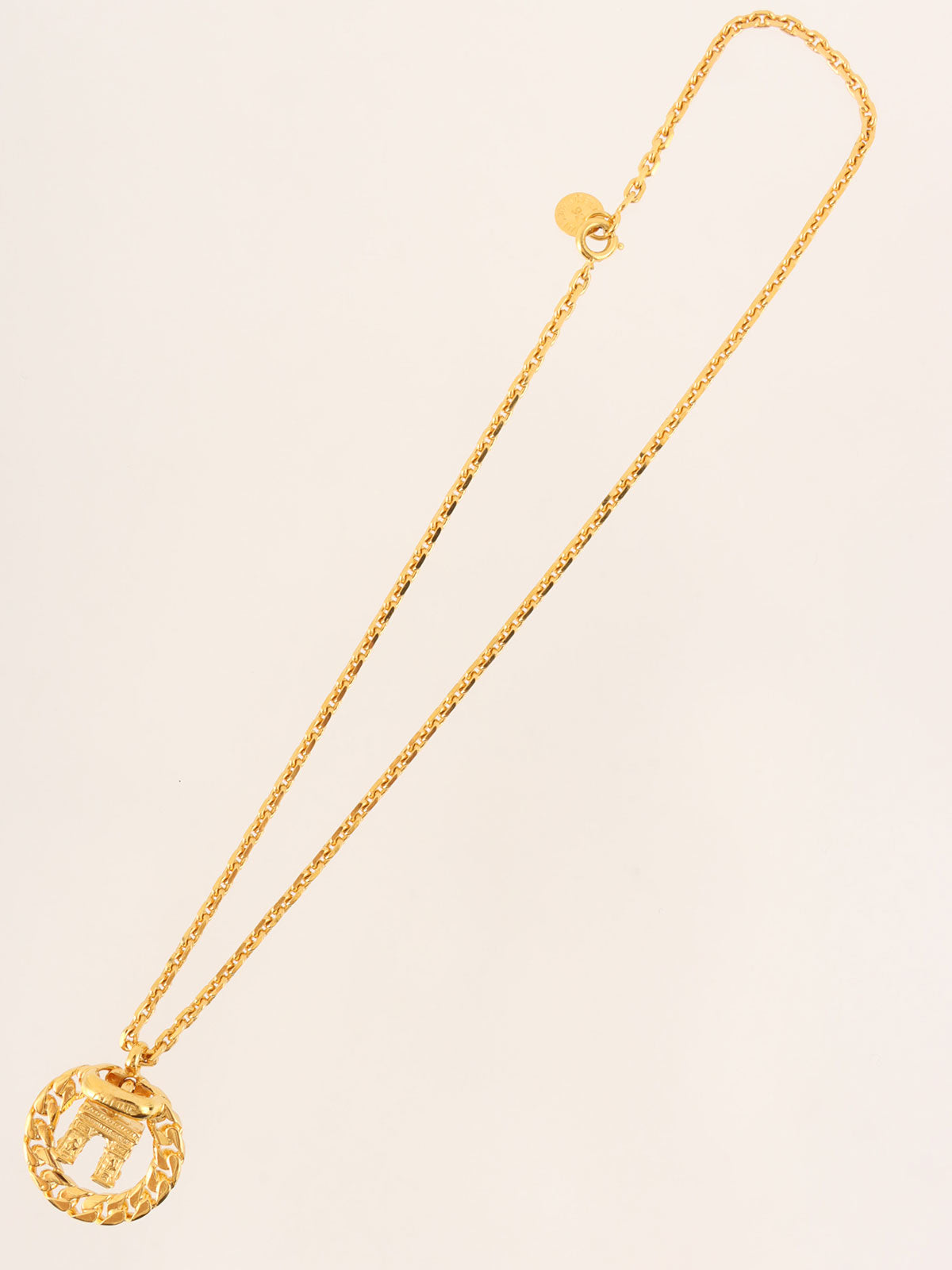 アルクドゥトリオンフモチーフネックレス ゴールド